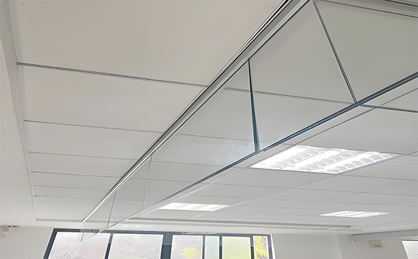 镇巴玻璃挡烟垂壁