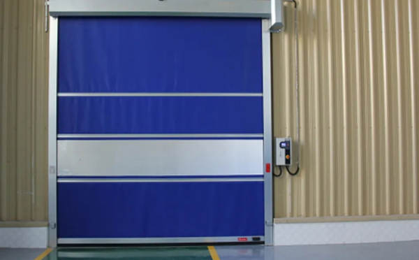 选择镇巴快速镇巴卷帘门时的注意事项