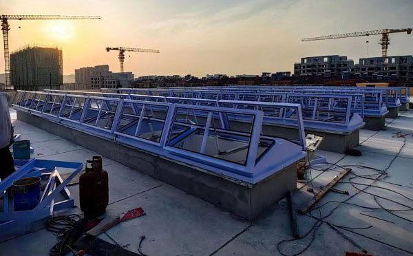 消防镇巴排烟窗怎么选择尺寸 消防镇巴排烟窗怎么选择尺寸