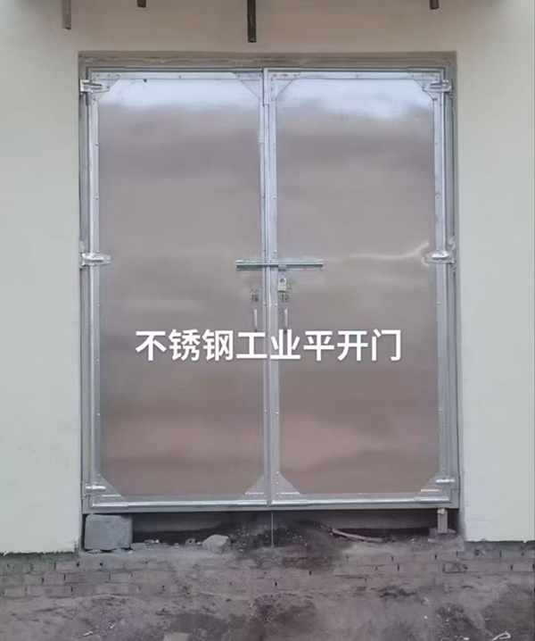不锈钢镇巴工业平开门在现代工业场景中的应用实践 不锈钢镇巴工业平开门在现代工业场景中的应用实践