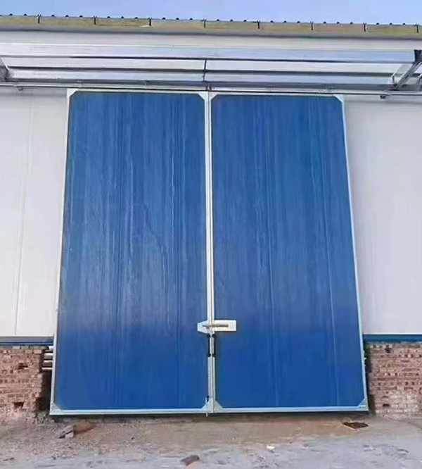 镇巴工业门在大型仓储物流通道中的应用实例