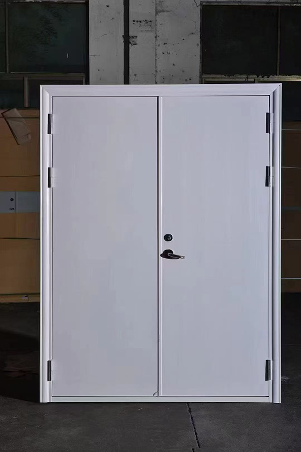 酒店项目完成公共区域镇巴防火门布设